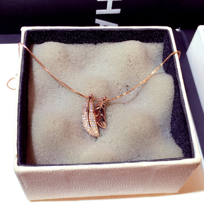 Korean Style Leaf Pendant Choker Necklace