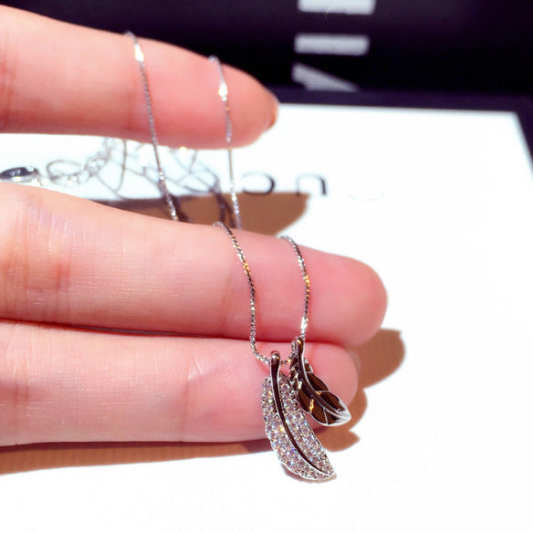 Korean Style Leaf Pendant Choker Necklace